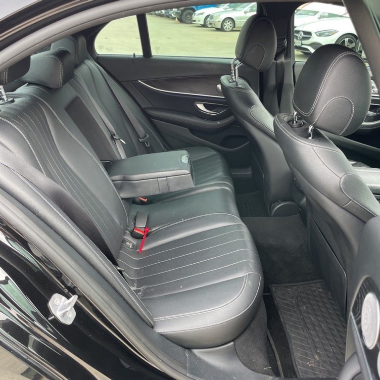 2017 Mercedes-Benz E-Class Image 17