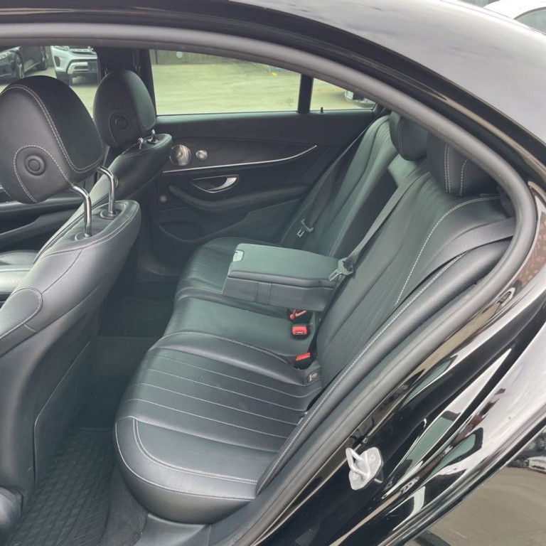 2017 Mercedes-Benz E-Class Image 18
