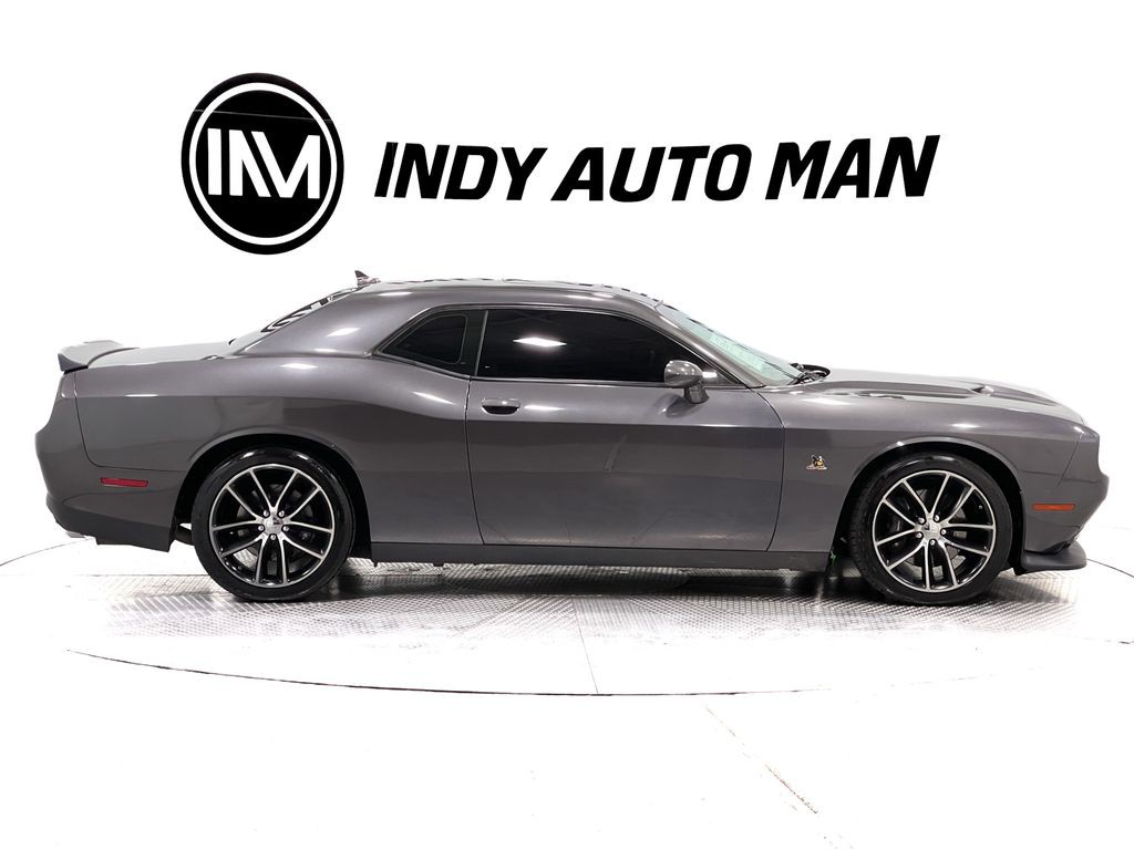 2016 Dodge Challenger Image 3
