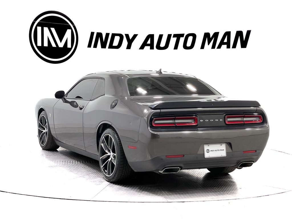 2016 Dodge Challenger Image 6