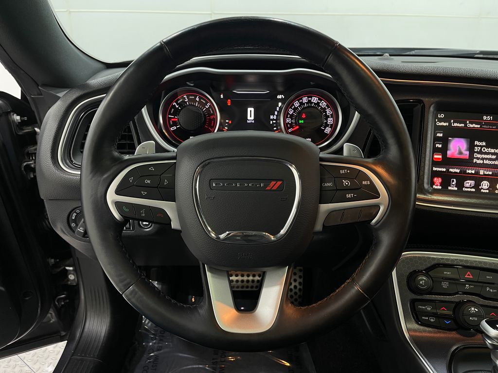 2016 Dodge Challenger Image 22