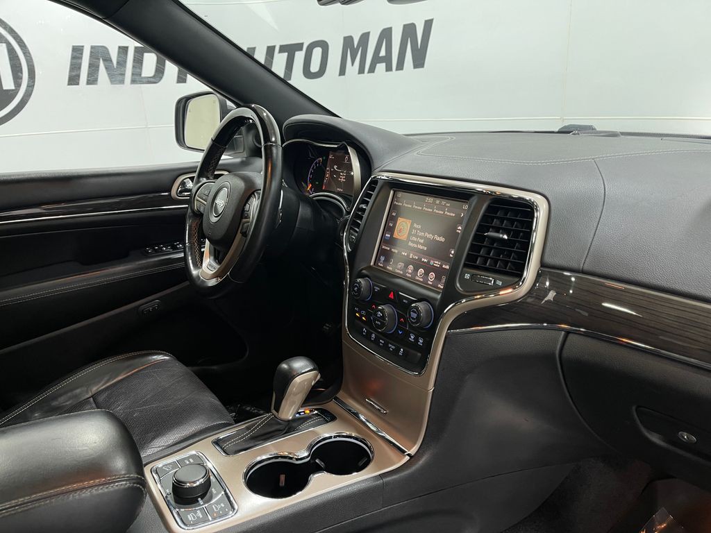 2016 Jeep Grand Cherokee Image 21