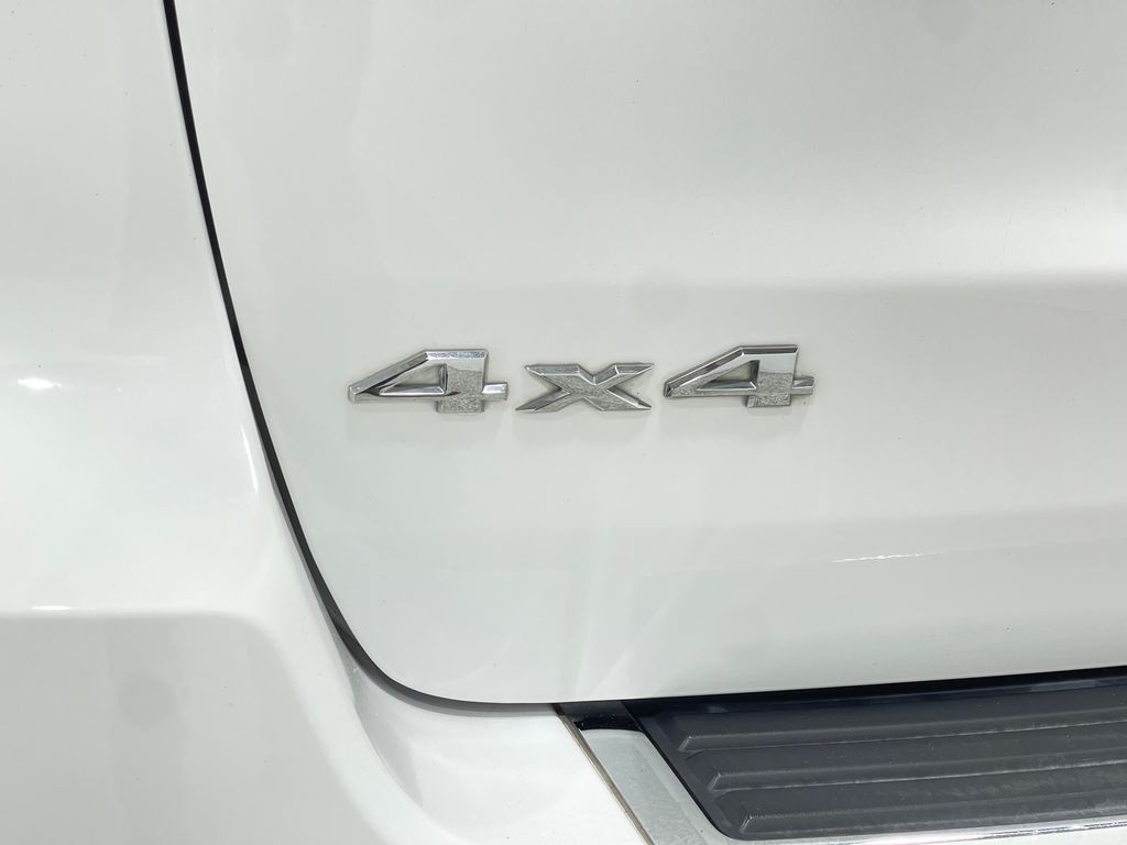 2016 Jeep Grand Cherokee Image 41