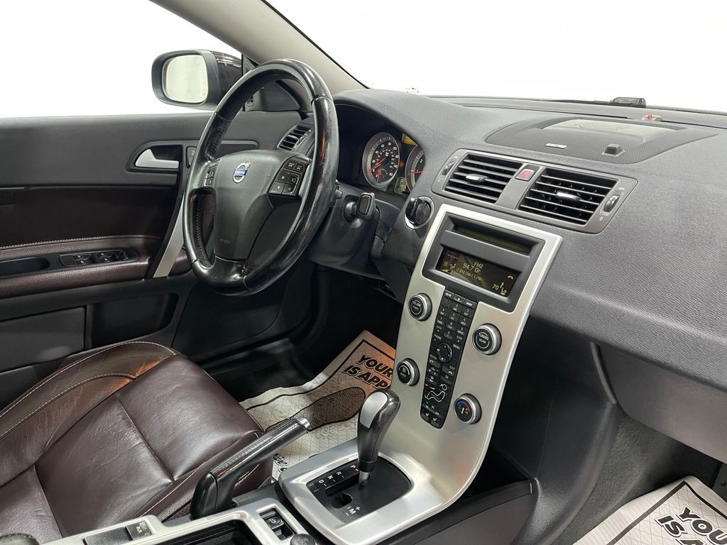 2013 Volvo C70 Image 18