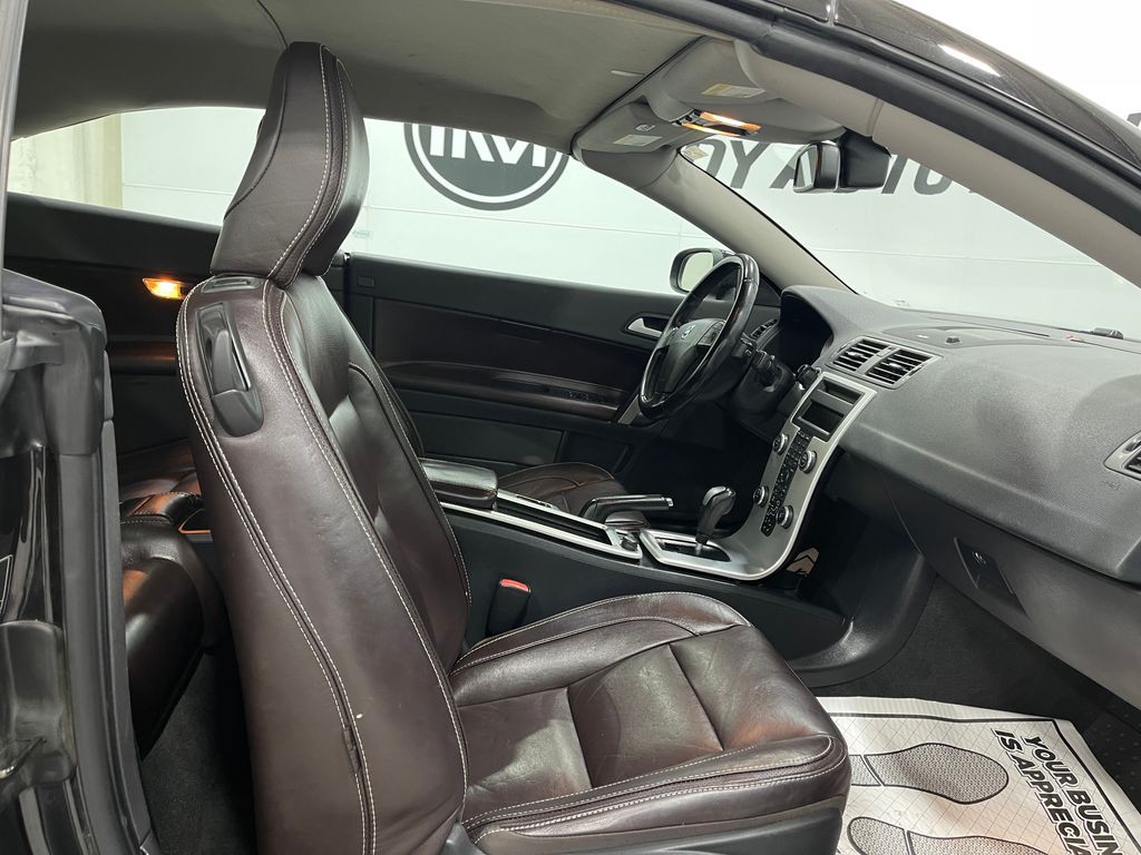 2013 Volvo C70 Image 29