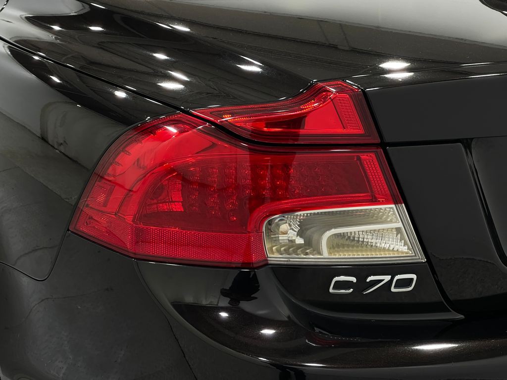 2013 Volvo C70 Image 31