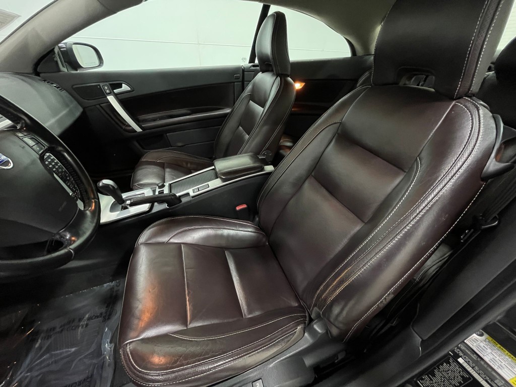 2013 Volvo C70 Image 12