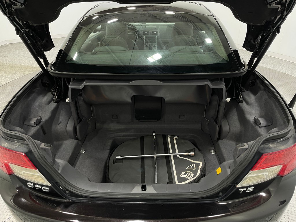 2013 Volvo C70 Image 23