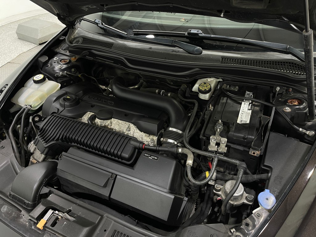 2013 Volvo C70 Image 25