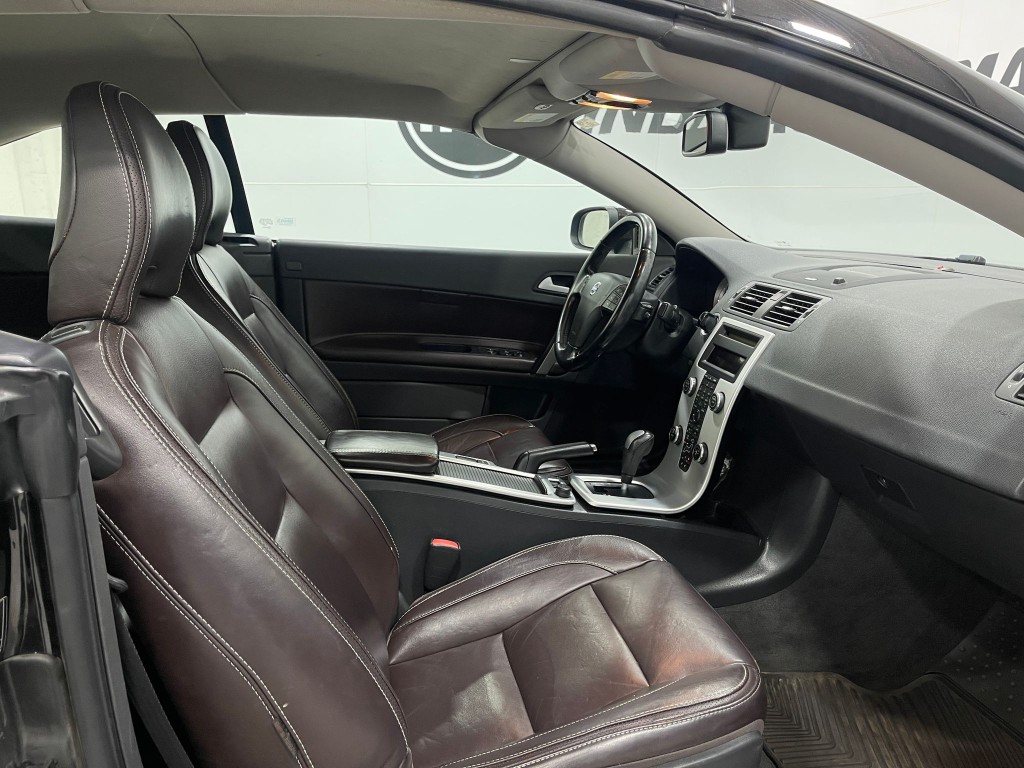 2013 Volvo C70 Image 29