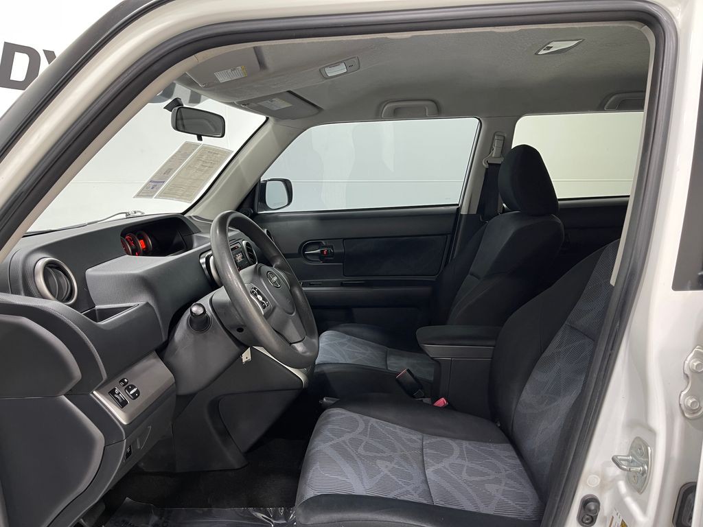 2012 Scion xB Image 10