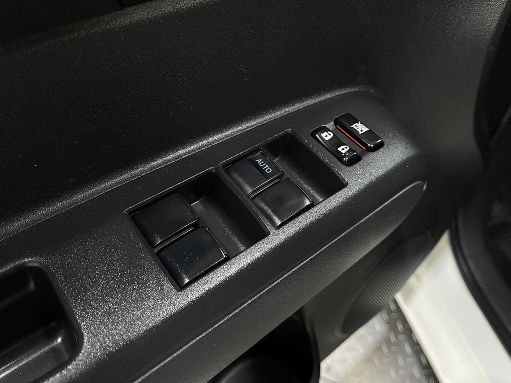 2012 Scion xB Image 13