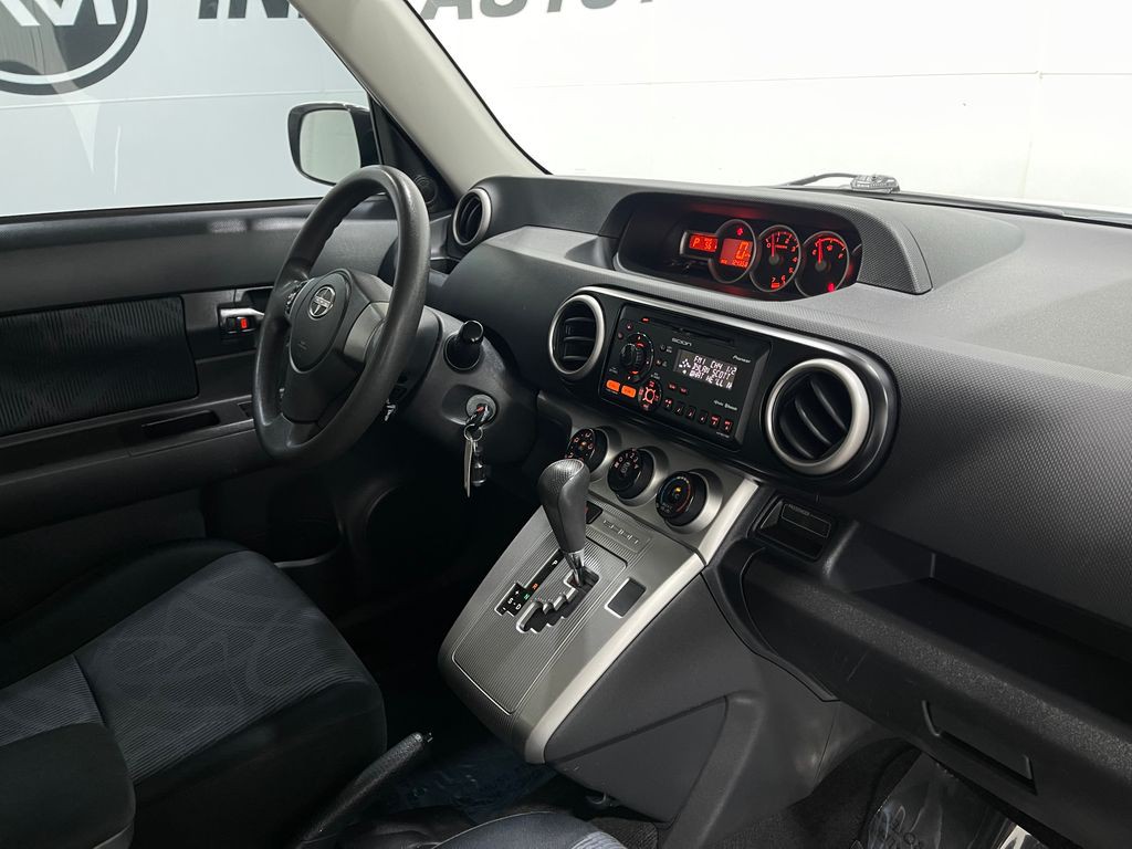2012 Scion xB Image 16