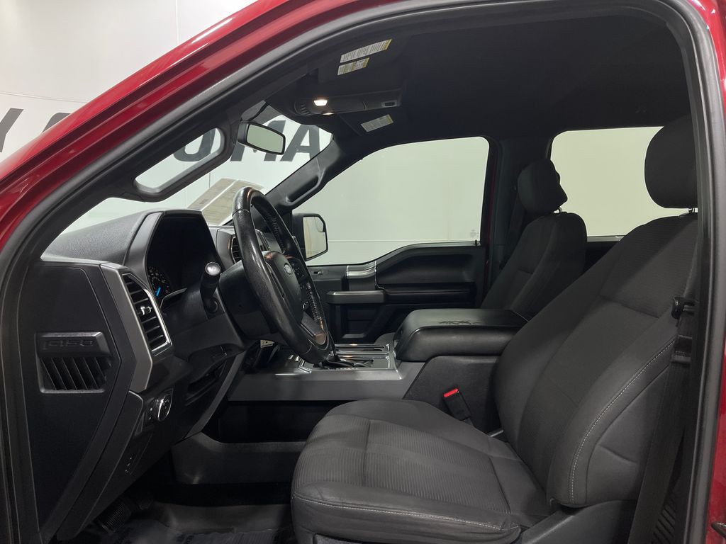 2016 Ford F-150 Image 12
