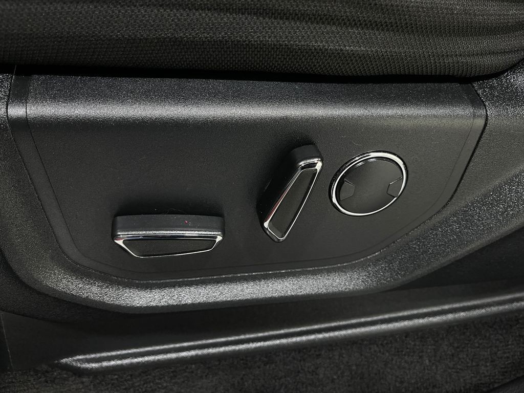 2016 Ford F-150 Image 16