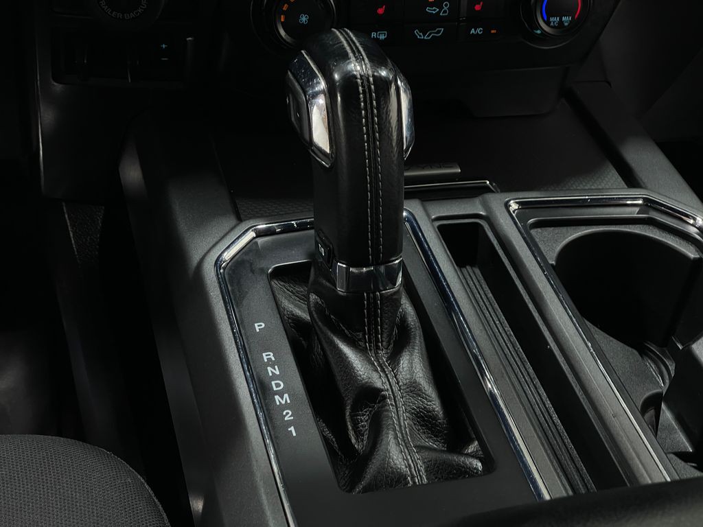 2016 Ford F-150 Image 28
