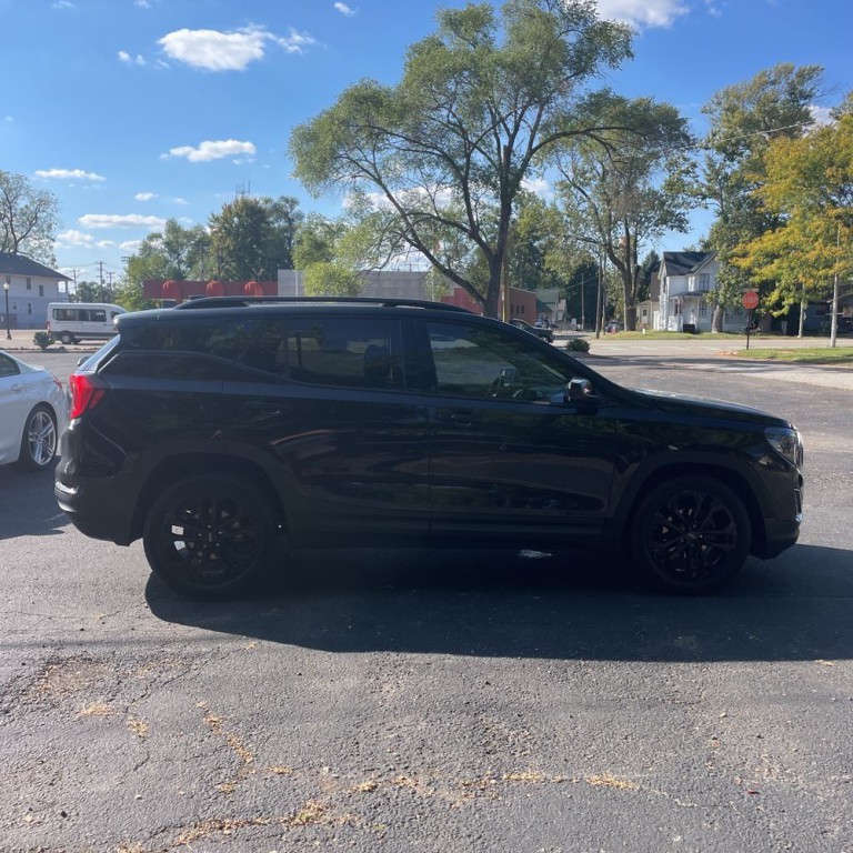 2021 GMC Terrain Image 3