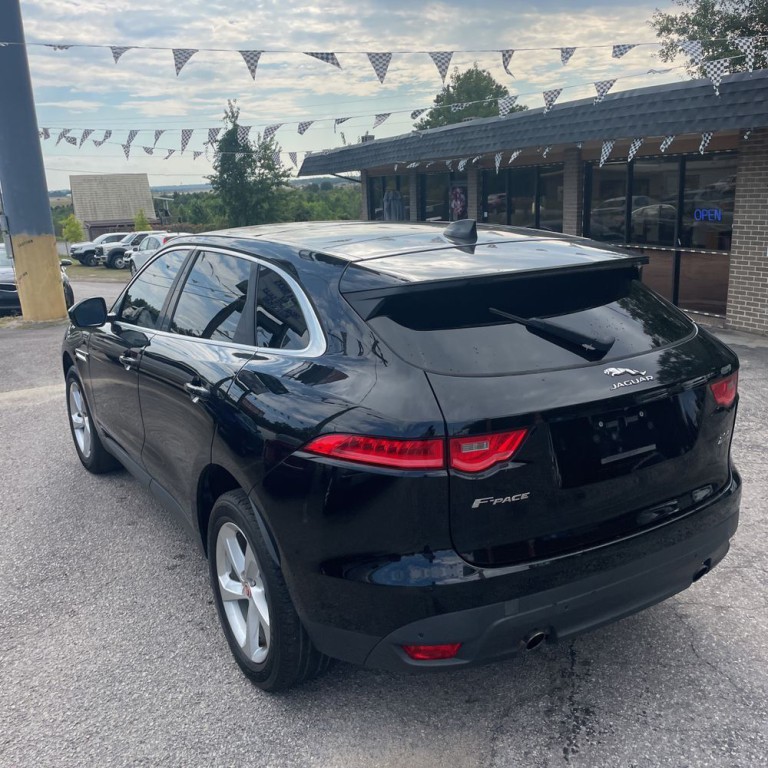 2020 Jaguar F-PACE Image 6