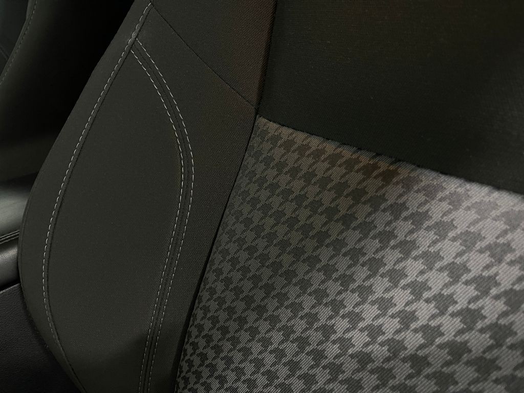 2019 Dodge Challenger Image 14