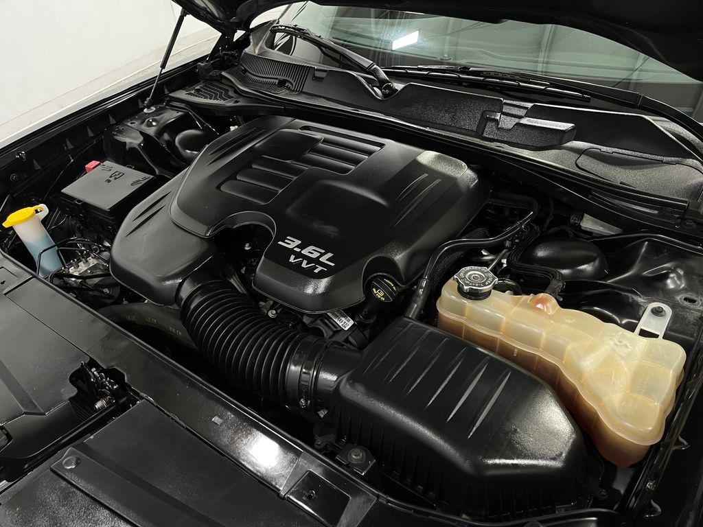 2019 Dodge Challenger Image 24