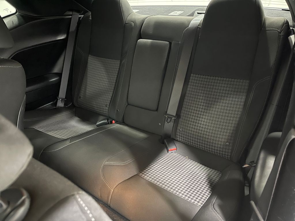 2019 Dodge Challenger Image 26