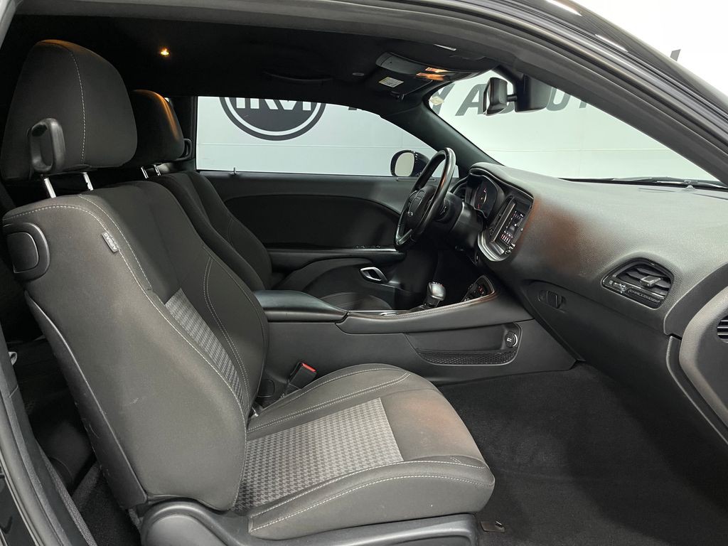 2019 Dodge Challenger Image 28