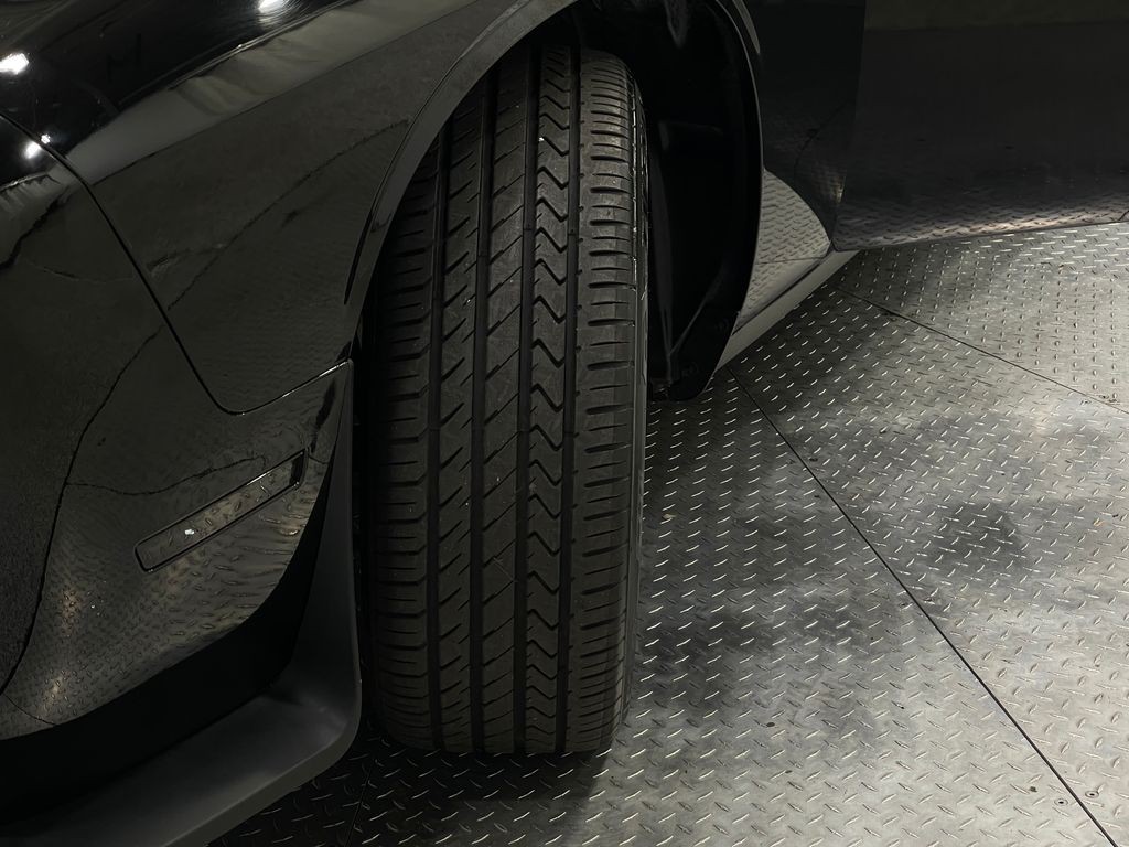2019 Dodge Challenger Image 32