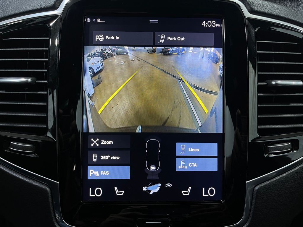 2017 Volvo XC90 Image 11
