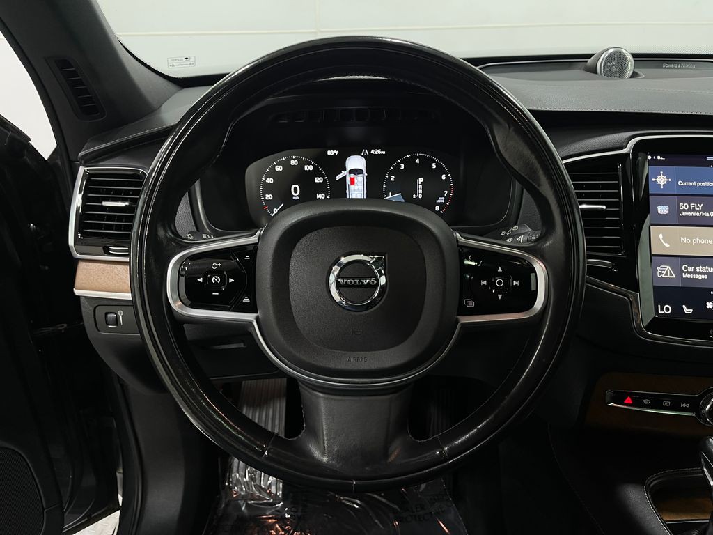 2017 Volvo XC90 Image 23