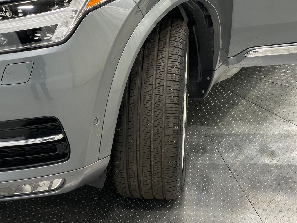 2017 Volvo XC90 Image 37