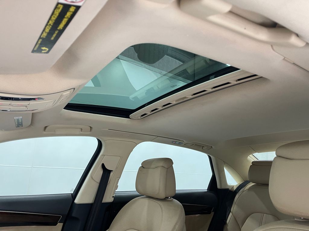 2014 Audi A8 Image 12