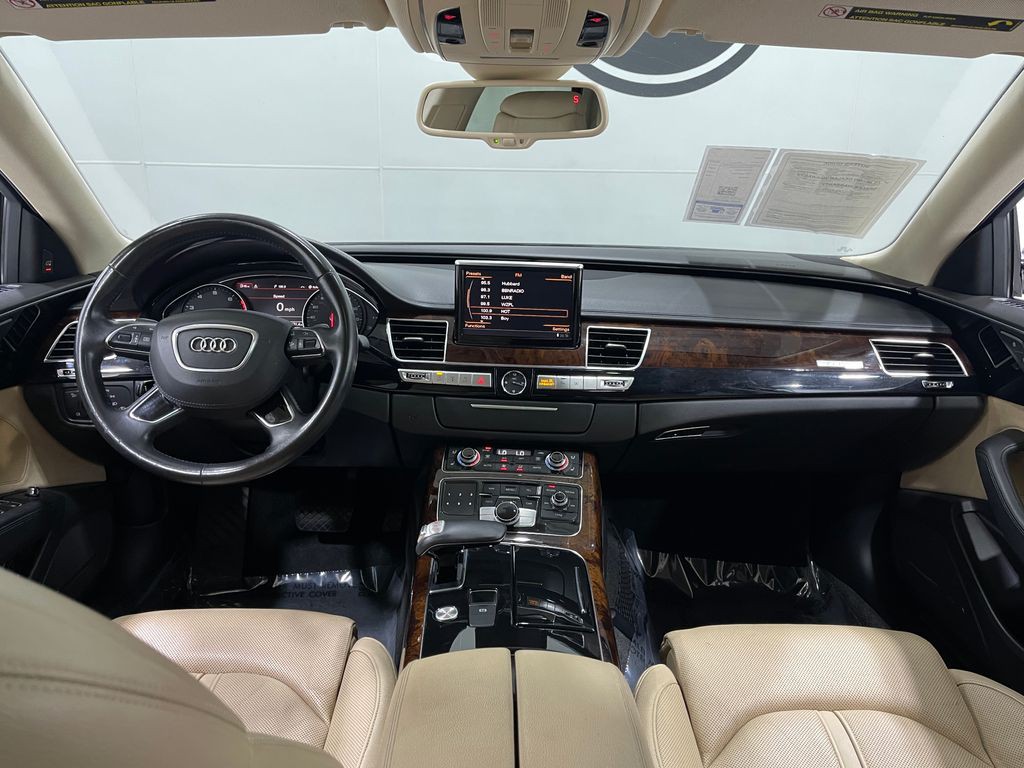 2014 Audi A8 Image 19