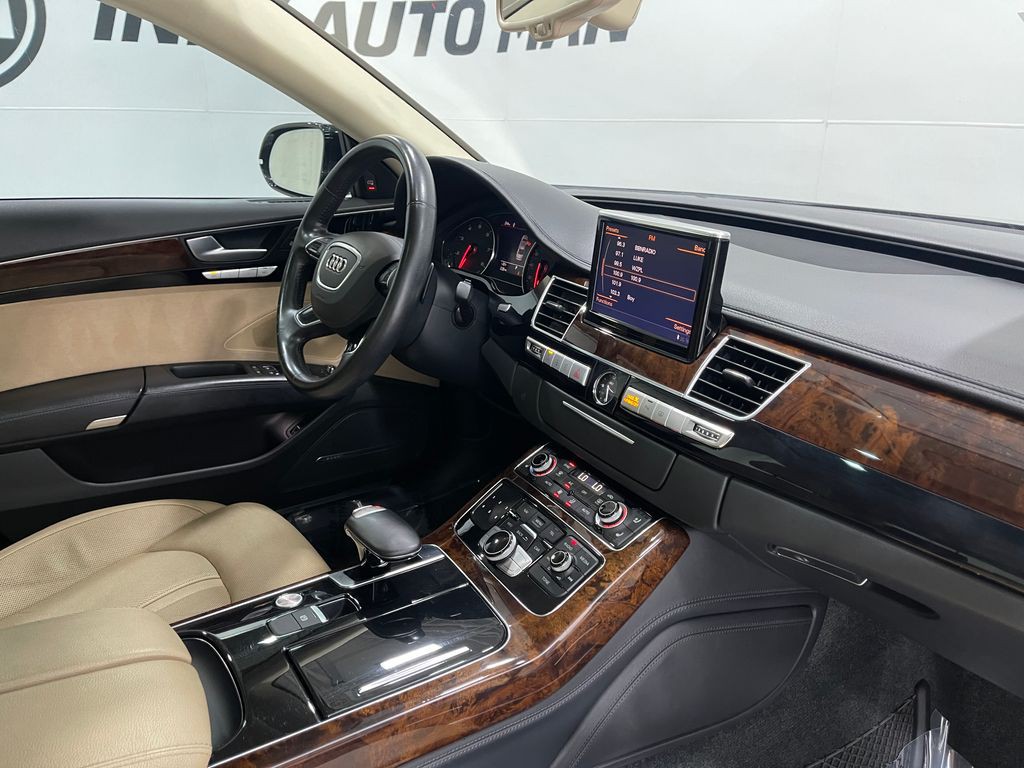 2014 Audi A8 Image 20