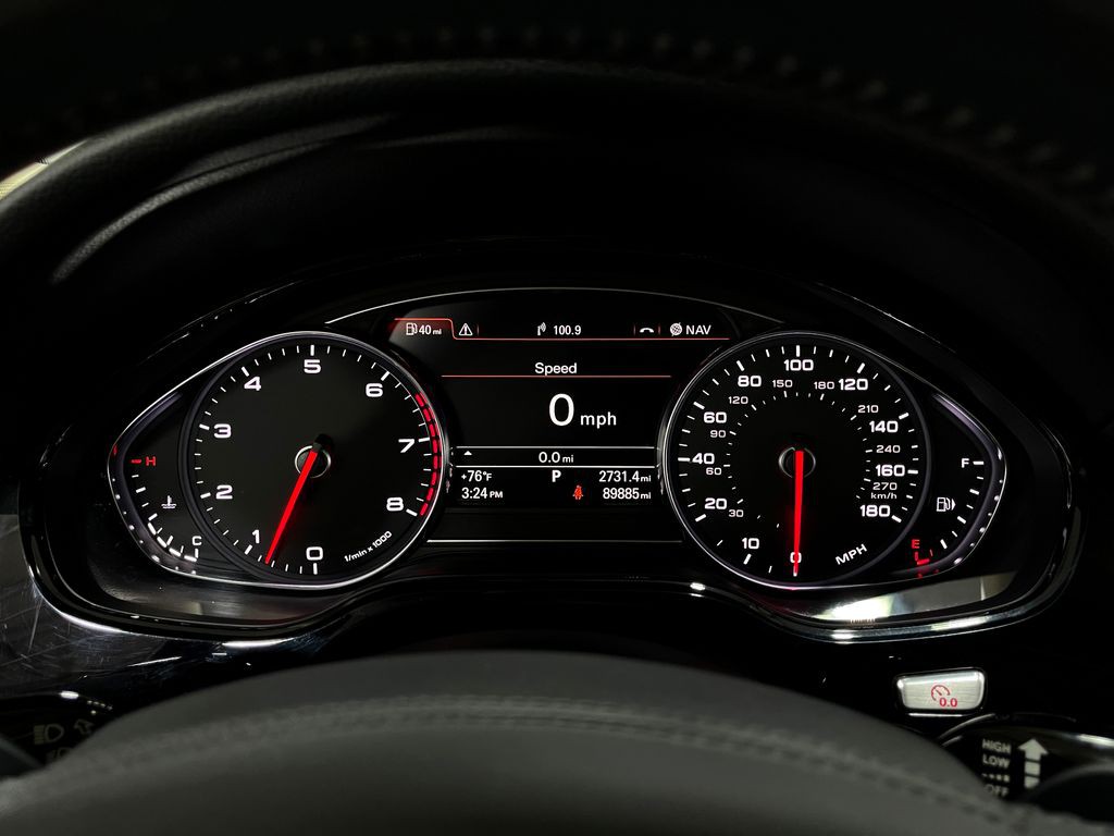 2014 Audi A8 Image 23