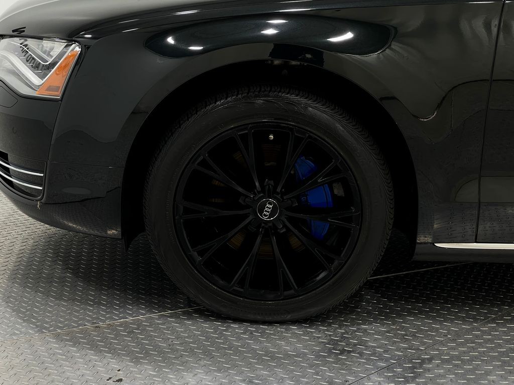 2014 Audi A8 Image 35
