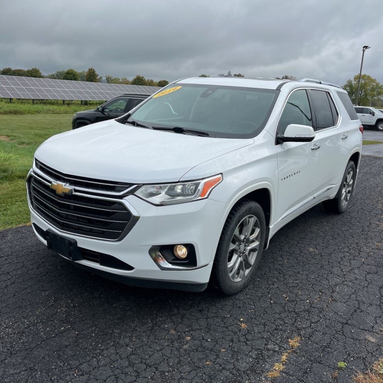 2019 Chevrolet Traverse Image 2