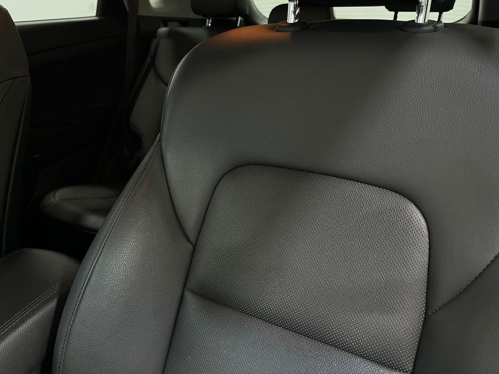 2018 Hyundai Tucson Image 17