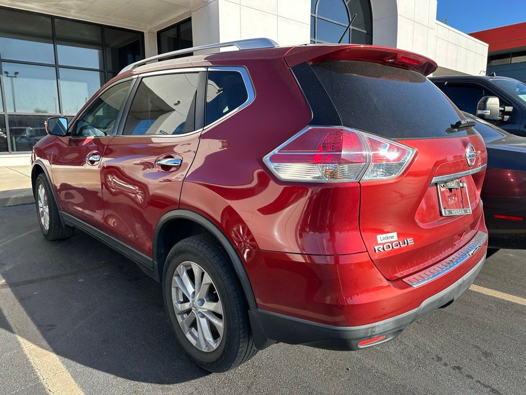 2016 Nissan Rogue Image 4