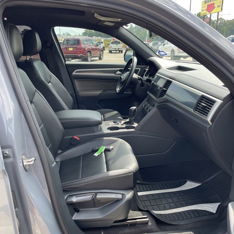 2021 Volkswagen Atlas Cross Sport Image 8