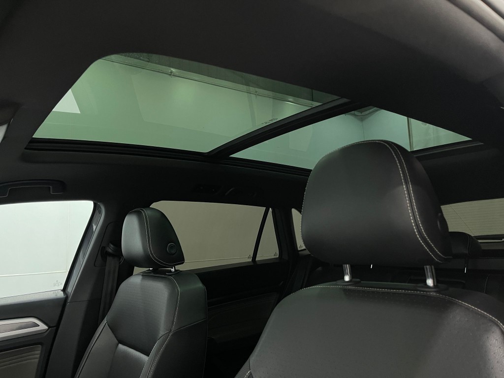 2021 Volkswagen Atlas Cross Sport Image 11