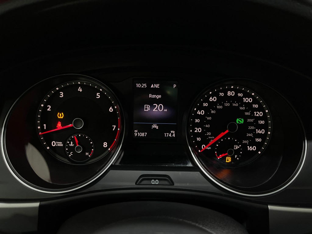 2021 Volkswagen Atlas Cross Sport Image 23