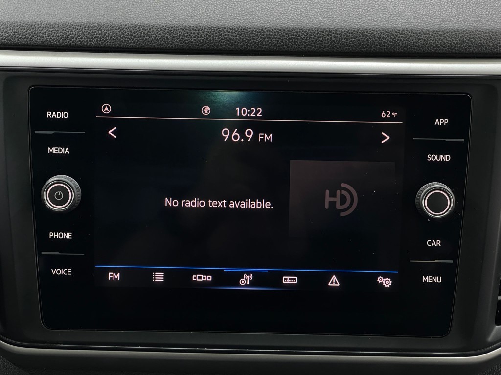 2021 Volkswagen Atlas Cross Sport Image 24