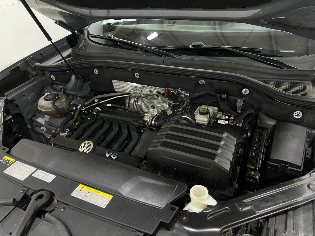 2021 Volkswagen Atlas Cross Sport Image 28