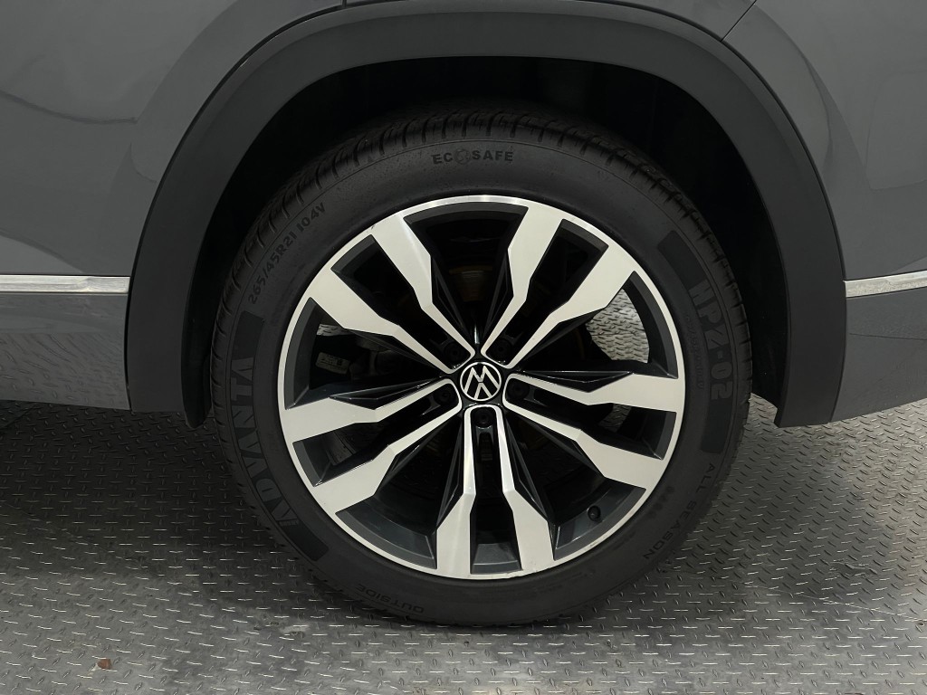 2021 Volkswagen Atlas Cross Sport Image 35