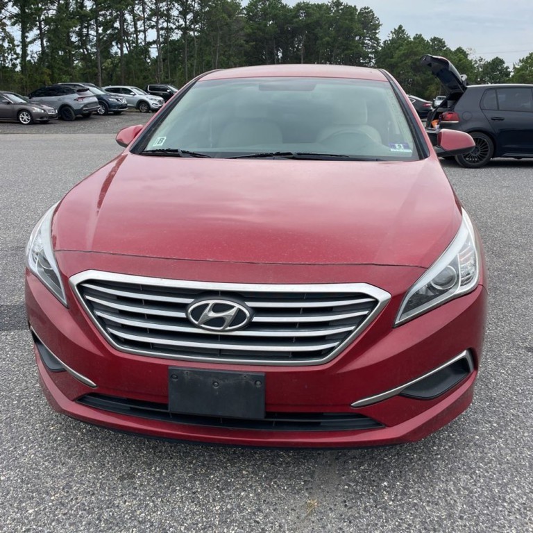 2017 Hyundai Sonata Image 2