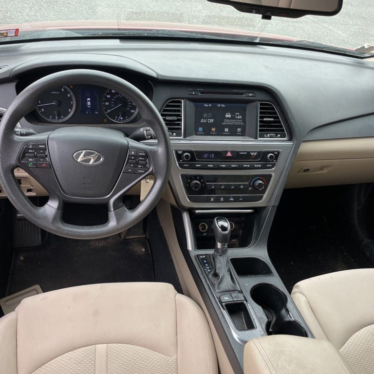 2017 Hyundai Sonata Image 10