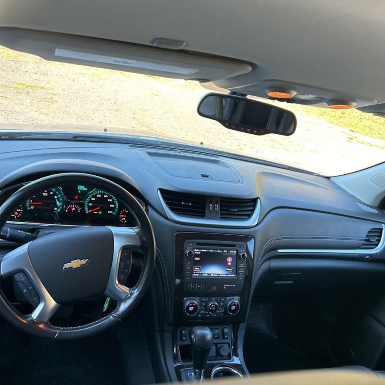 2017 Chevrolet Traverse Image 10