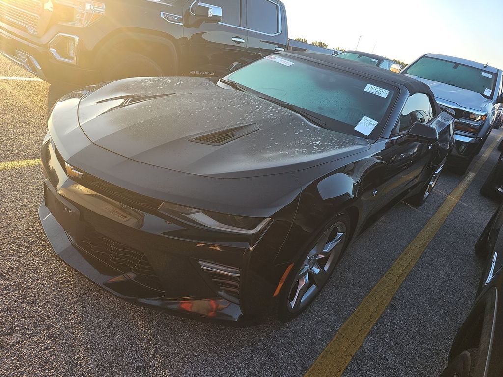 2017 Chevrolet Camaro Image 3