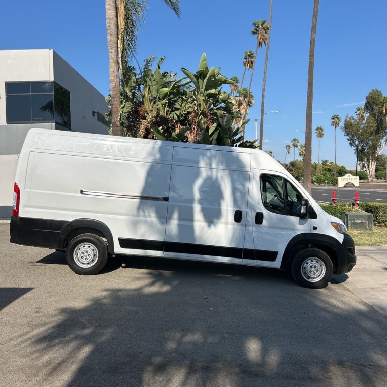 2023 RAM Promaster Image 4