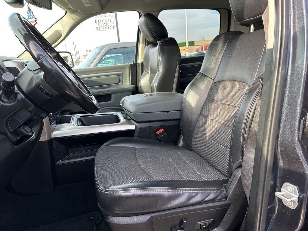 2019 RAM 1500 Image 6